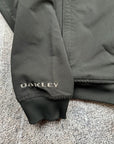 OAKLEY